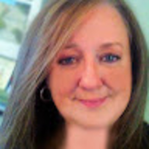 Meet your Posher, Kathy - Picture 1 of 1